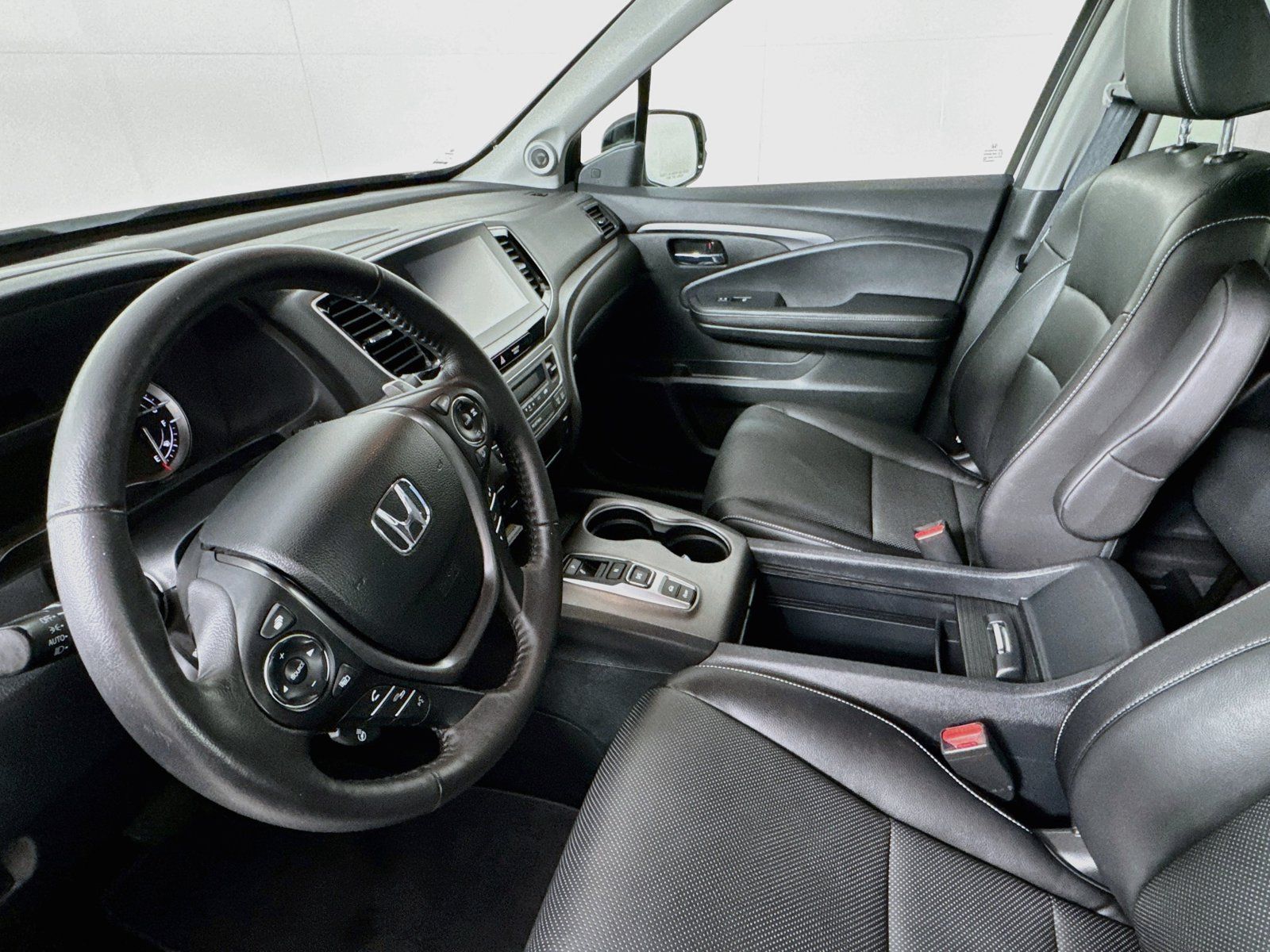 Used 2023 Honda Ridgeline RTL-E image 10