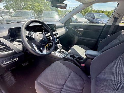 Used 2022 Kia Seltos S FWD image 17