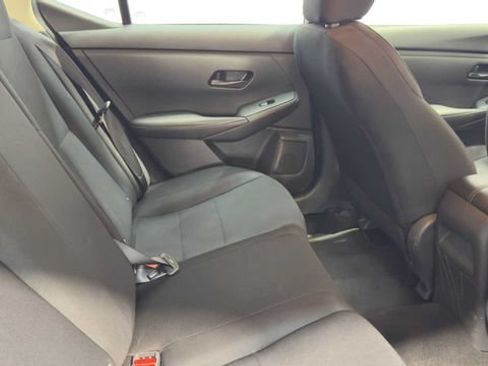 Used 2024 Nissan Sentra S FWD image 13