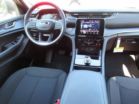 New 2026 Jeep Grand Cherokee Laredo X RWD image 13