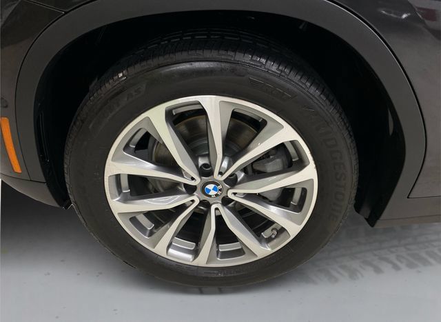 Used 2019 BMW X3 xDrive30i w/ Driving Assistance Package AWD/4WD image 19