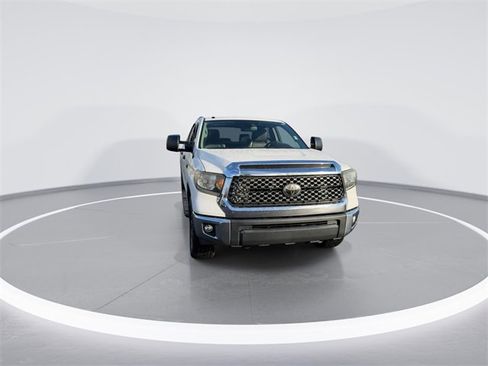 Used 2019 Toyota Tundra SR5 w/ SR5 Upgrade Package image 3