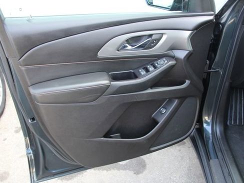Used 2019 Chevrolet Traverse LT w/ LPO, Floor Liner Package image 15