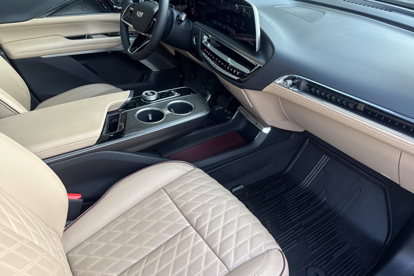 Certified 2024 Cadillac Lyriq Sport w/ Nappa Leather Package RWD image 18