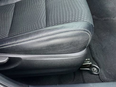 Used 2014 Toyota Camry SE FWD image 22