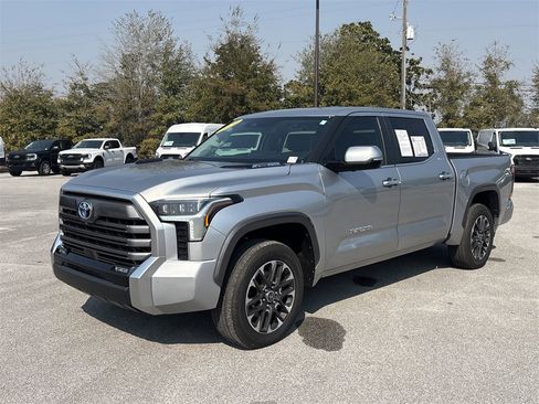 Used 2024 Toyota Tundra Limited image 9