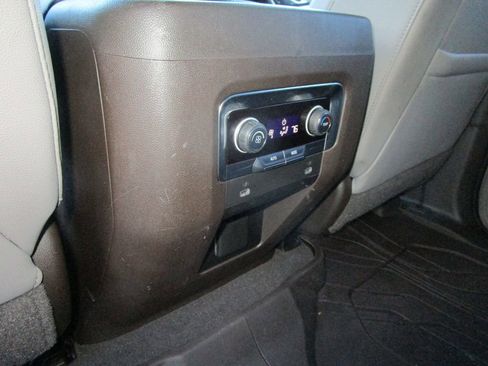 Used 2021 Chevrolet Tahoe LT image 19