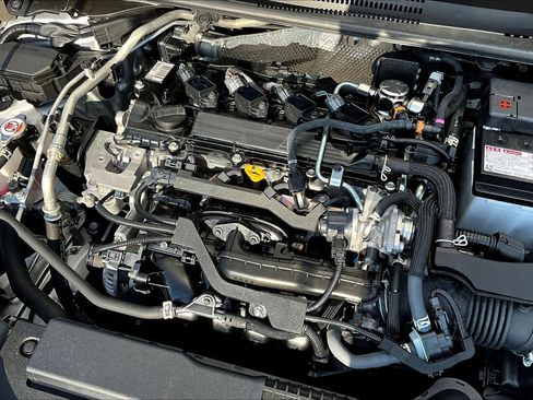 Used 2022 Toyota Corolla SE image 31