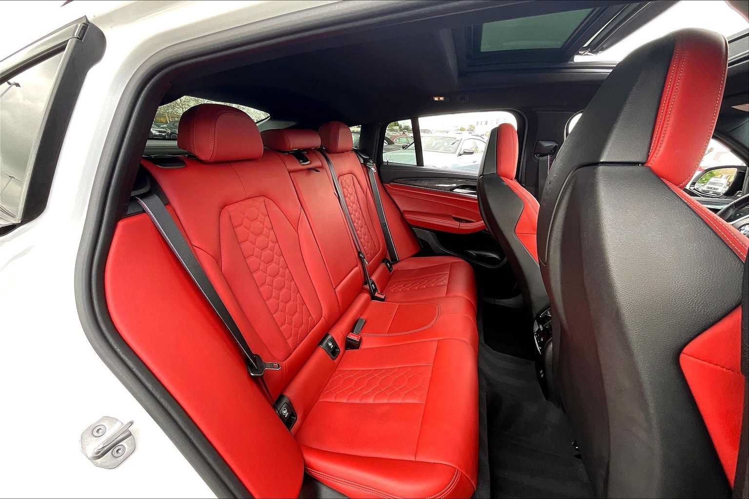 Used 2022 BMW X4 M w/ Competition Package AWD/4WD image 29