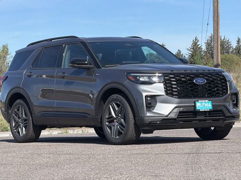 New 2026 Ford Explorer ST-Line w/ ST-Line Street Pack AWD/4WD image 9