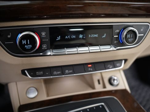 Used 2020 Audi Q5 2.0T Premium Plus image 20