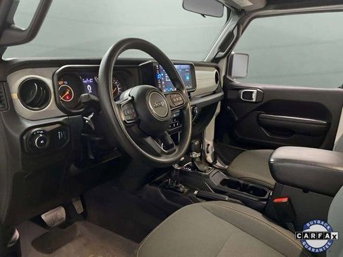Used 2024 Jeep Wrangler Sport image 59