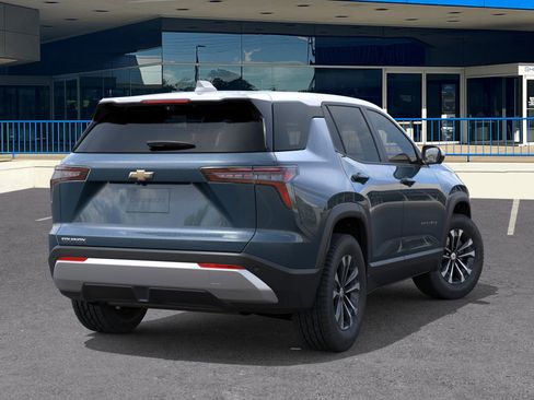 New 2026 Chevrolet Equinox LT image 4