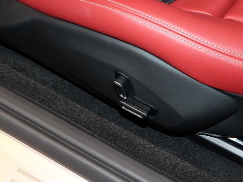 Certified 2021 Ferrari Roma image 35