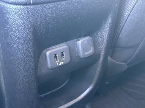 Used 2020 Chevrolet Colorado LT w/ LT Convenience Package image 24