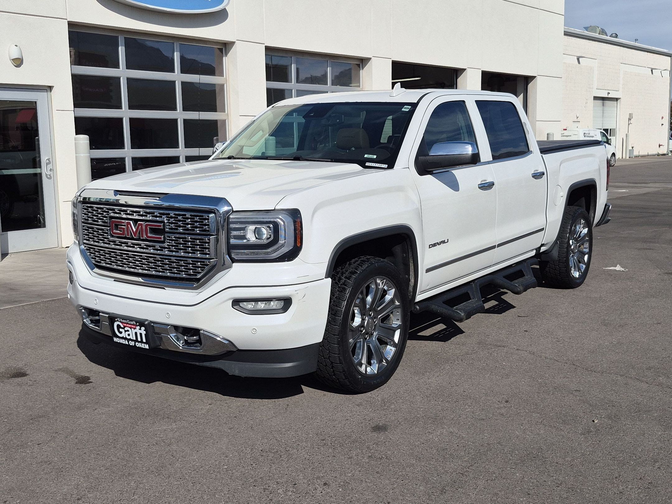 Used 2017 GMC Sierra 1500 Denali w/ Denali Ultimate Package AWD/4WD image 10