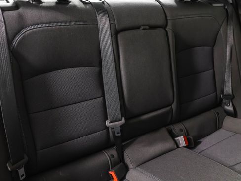 Used 2019 Chevrolet Cruze LT image 41