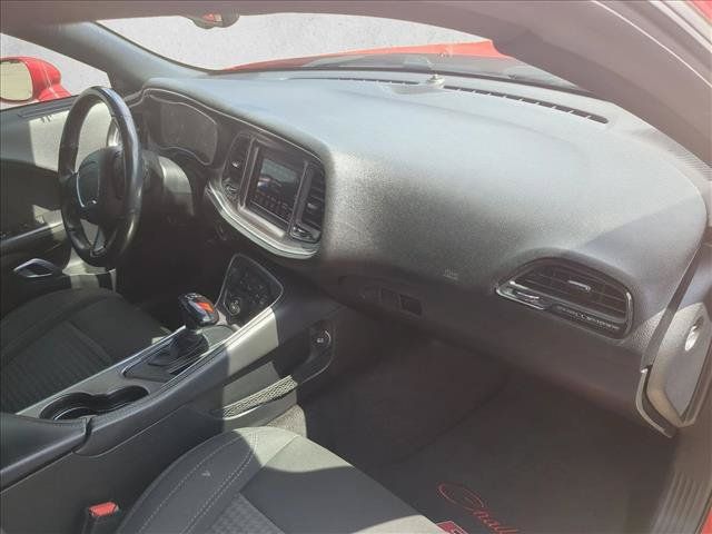 Used 2018 Dodge Challenger R/T w/ Driver Convenience Group RWD image 20