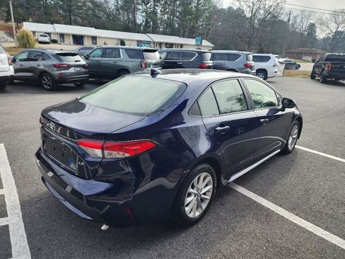 Used 2020 Toyota Corolla LE image 7