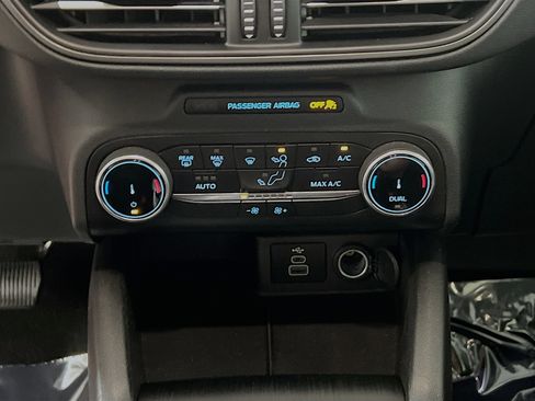 Used 2024 Ford Escape Active image 26