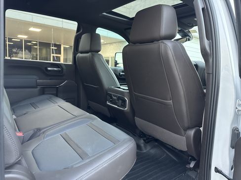 Used 2021 GMC Sierra 2500 Denali w/ Denali Ultimate Package AWD/4WD image 16
