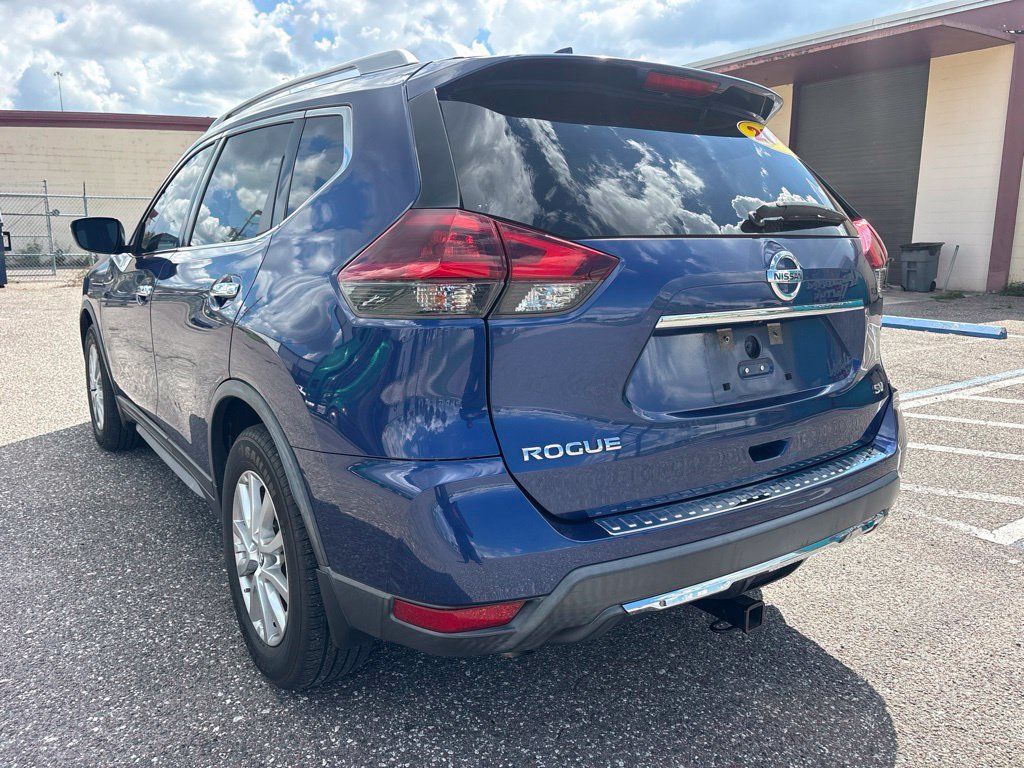 Used 2018 Nissan Rogue SV FWD image 5