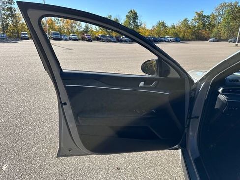 Used 2022 Kia K5 GT-Line image 24