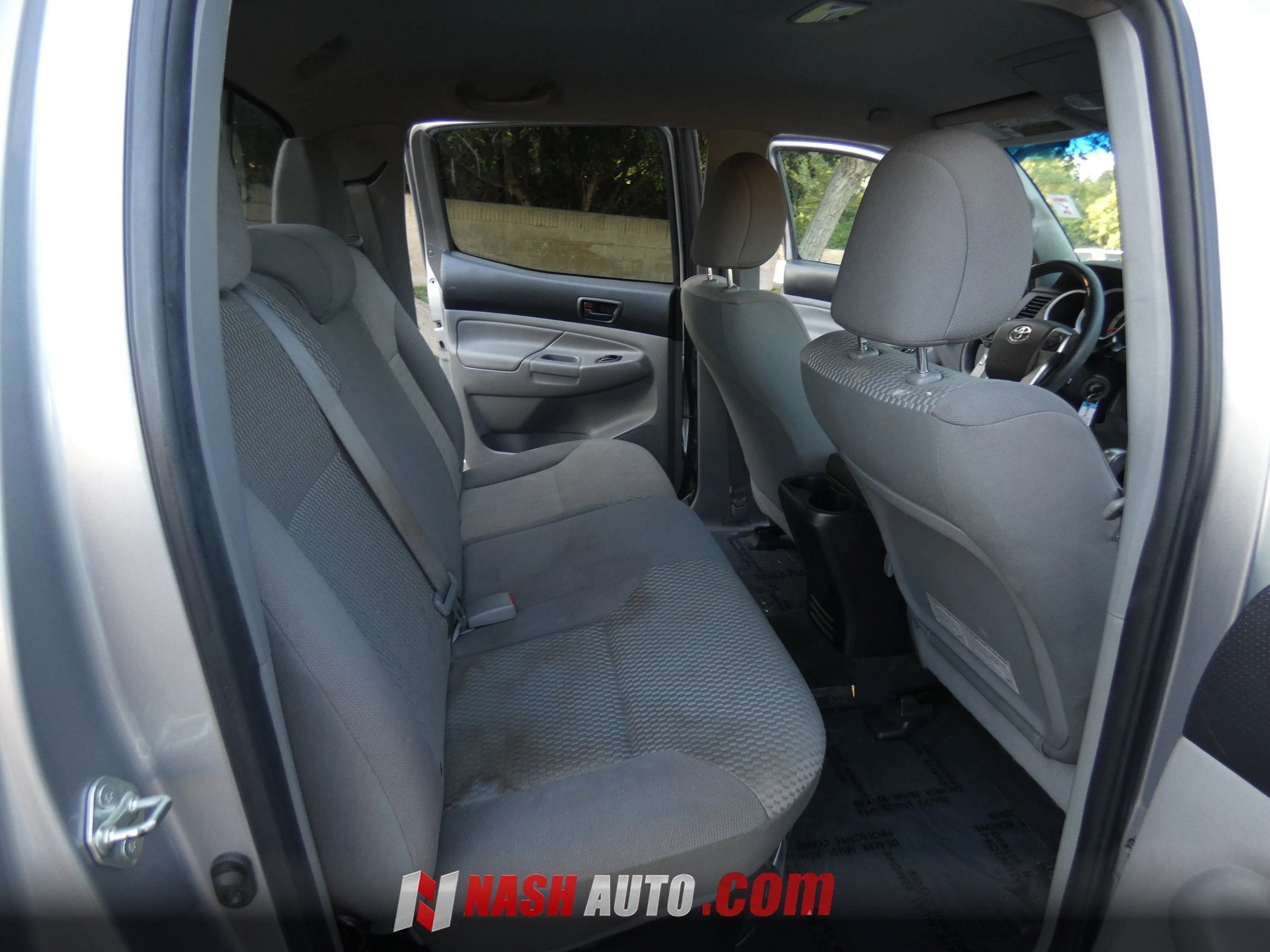 Used 2015 Toyota Tacoma PreRunner w/ SR5 Package RWD image 33