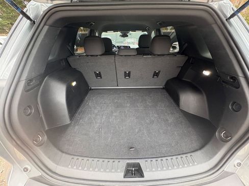 Used 2025 Chevrolet Equinox LT image 27