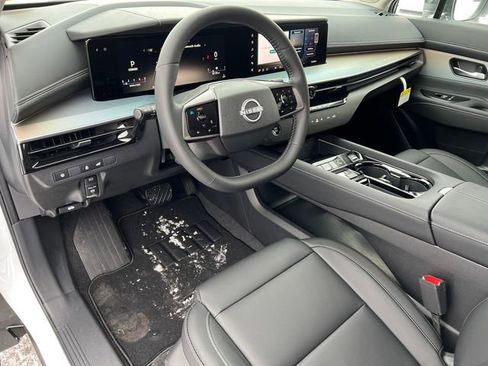 New 2025 Nissan Murano SL image 14