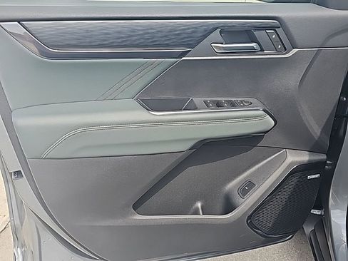 New 2026 GMC Acadia AT4 w/ Super Cruise Package image 11