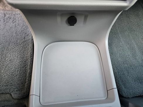 Certified 2017 Toyota Sienna LE FWD image 29