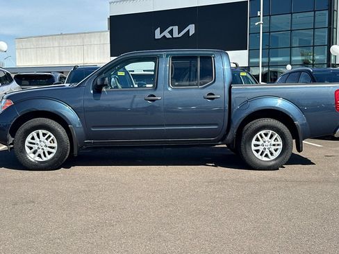 Used 2018 Nissan Frontier SV AWD/4WD image 7