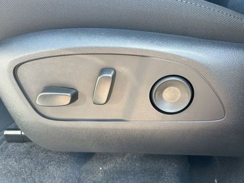 New 2026 GMC Acadia Elevation image 10