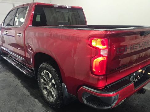 Used 2023 Chevrolet Silverado 1500 High Country w/ LPO, Dark Essentials Package AWD/4WD image 4