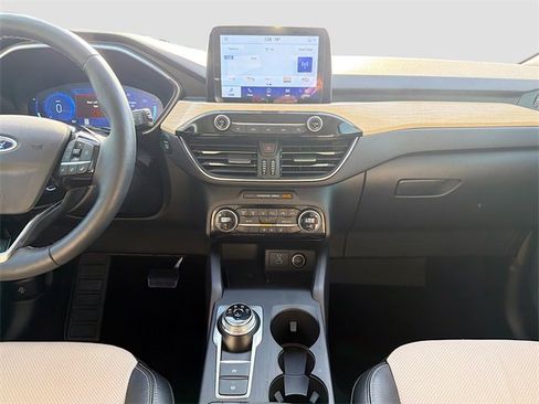 Used 2021 Ford Escape Titanium w/ Titanium Elite Package image 20