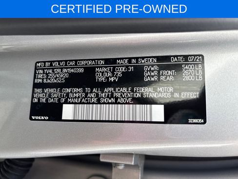 Certified 2022 Volvo XC60 B5 Inscription w/ Climate Package image 39