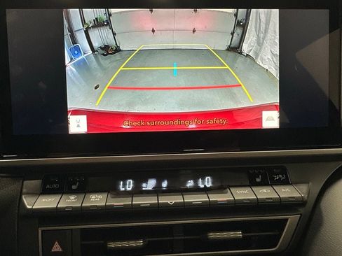 Used 2026 Toyota Camry XSE FWD image 39