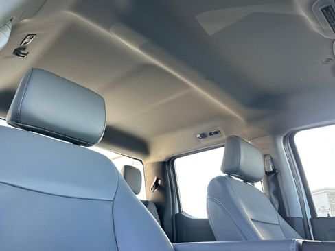 New 2026 Ford F250 4x4 Crew Cab Super Duty image 15