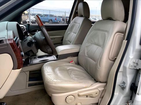 Used 2007 Buick Rendezvous CXL image 7