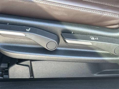 Used 2021 Cadillac Escalade Sport Platinum image 13