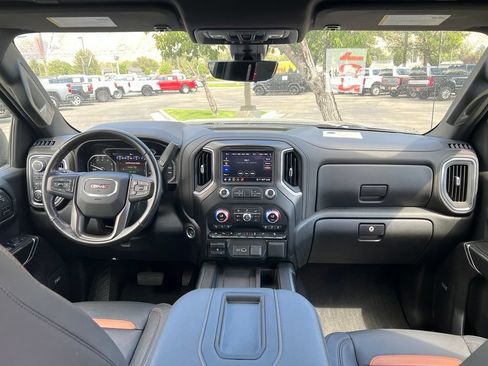 Used 2021 GMC Sierra 1500 AT4 w/ AT4 Premium Package AWD/4WD image 22