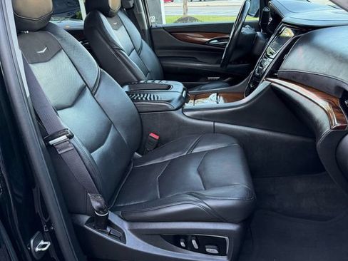 Used 2016 Cadillac Escalade ESV Premium AWD/4WD image 15