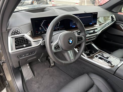 Used 2026 BMW X5 xDrive40i AWD/4WD image 23