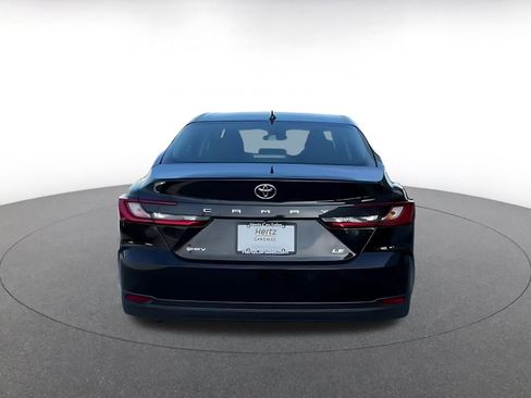 Used 2025 Toyota Camry LE image 10
