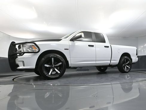 Used 2019 RAM 1500 Express w/ Express Value Package AWD/4WD image 52