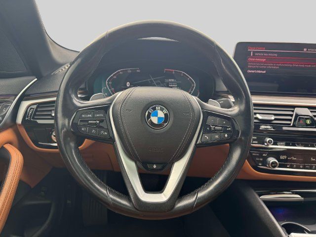 Used 2021 BMW 530i xDrive w/ Convenience Package AWD/4WD image 19