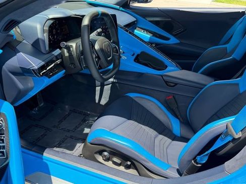 Used 2023 Chevrolet Corvette Stingray Premium Conv w/ Z51 Performance Package RWD image 14