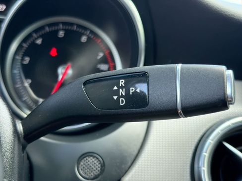 Used 2019 Mercedes-Benz CLA 250 4MATIC image 34