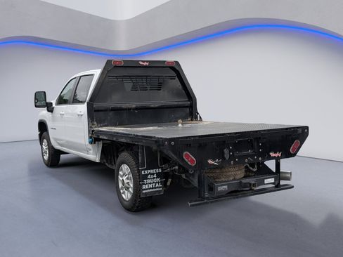 Used 2024 Chevrolet Silverado 2500 LT w/ Convenience Package image 5
